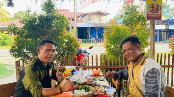 Warung Sinaggel Gunung Lagan Tawarkan Seafood Segar Berkualitas, Lezat dan Menyehatkan